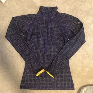 Nike pro 3/4 zip running jacket